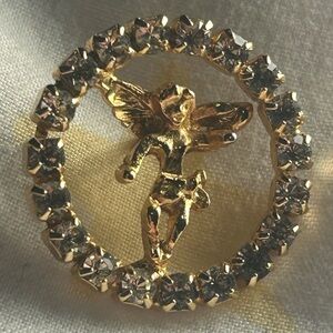 🪽Vintage Gold Tone Cherub Pin 💕 Rhinestone Halo Angel Tie Tack 1"💕